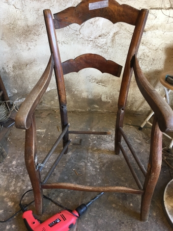 reparation-fauteuil-chaise-nimes.jpg8